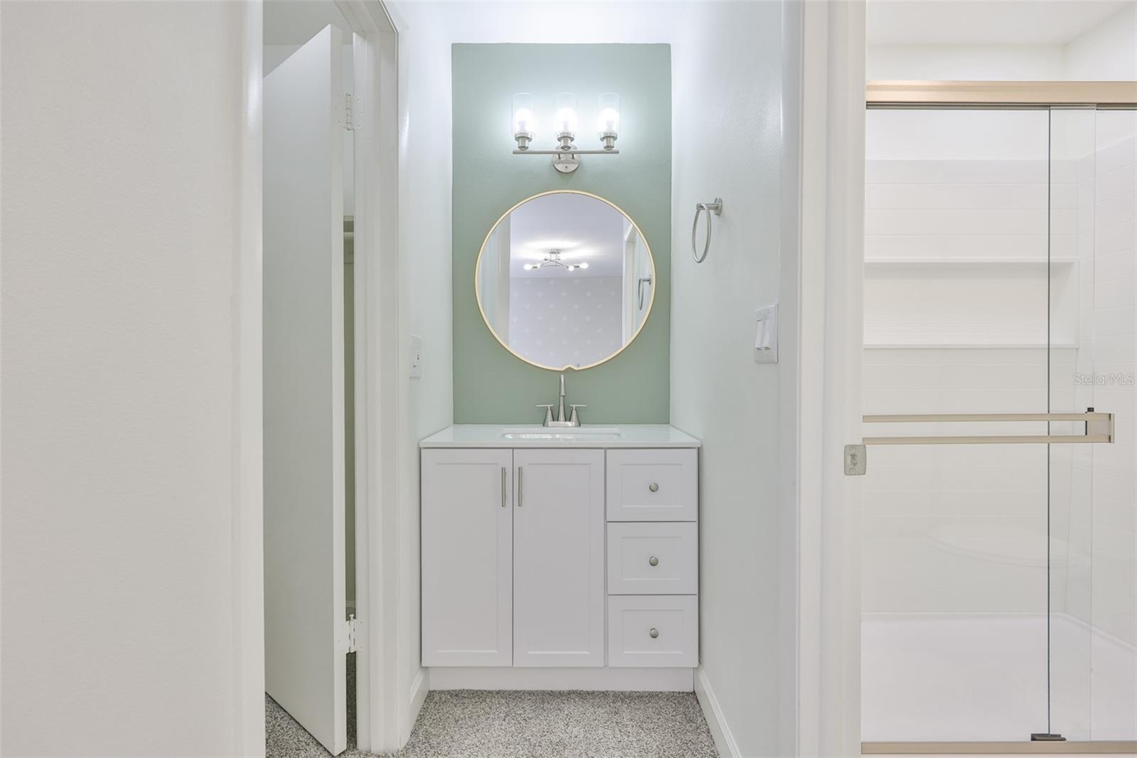 WHISPER WOOD TWNHMS CONDO - Residential Lease