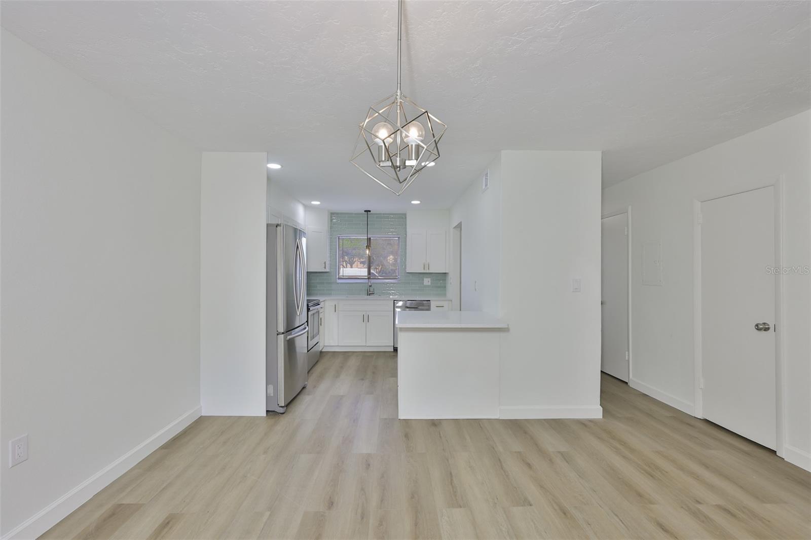 WHISPER WOOD TWNHMS CONDO - Residential Lease