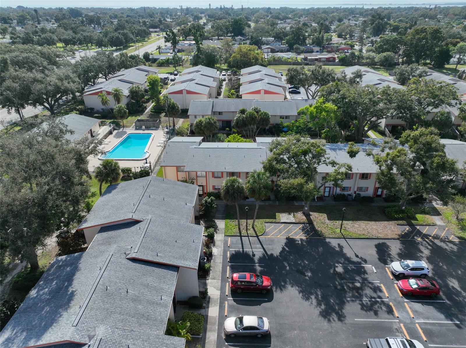 WHISPER WOOD TWNHMS CONDO - Residential Lease