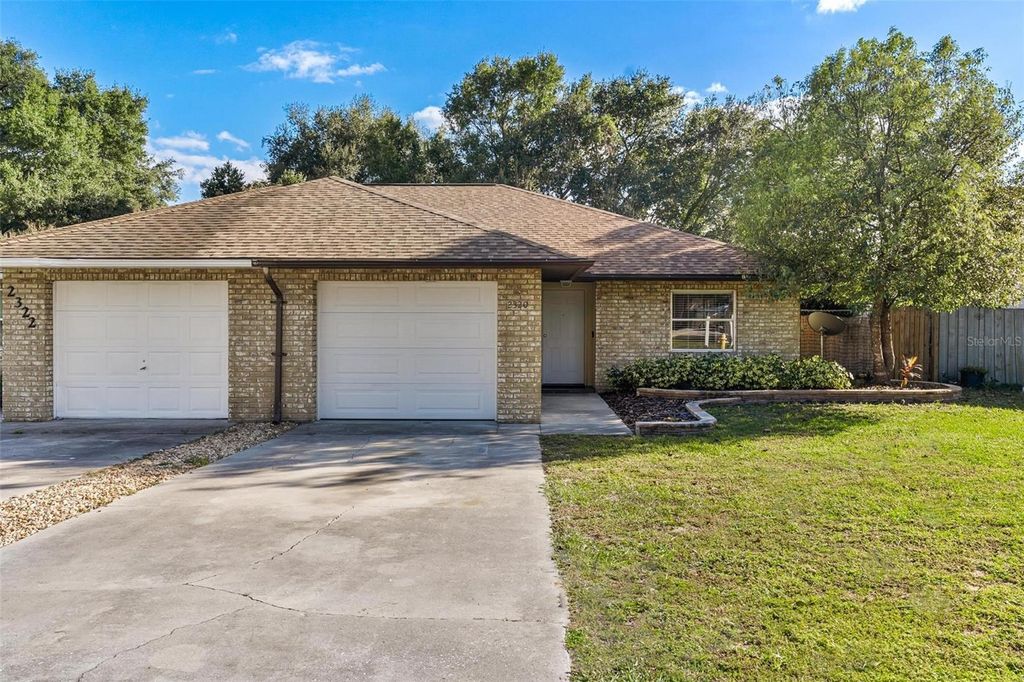 Photo of 2320 Centennial Boulevard, Leesburg, FL 34748 (MLS # G5103673)