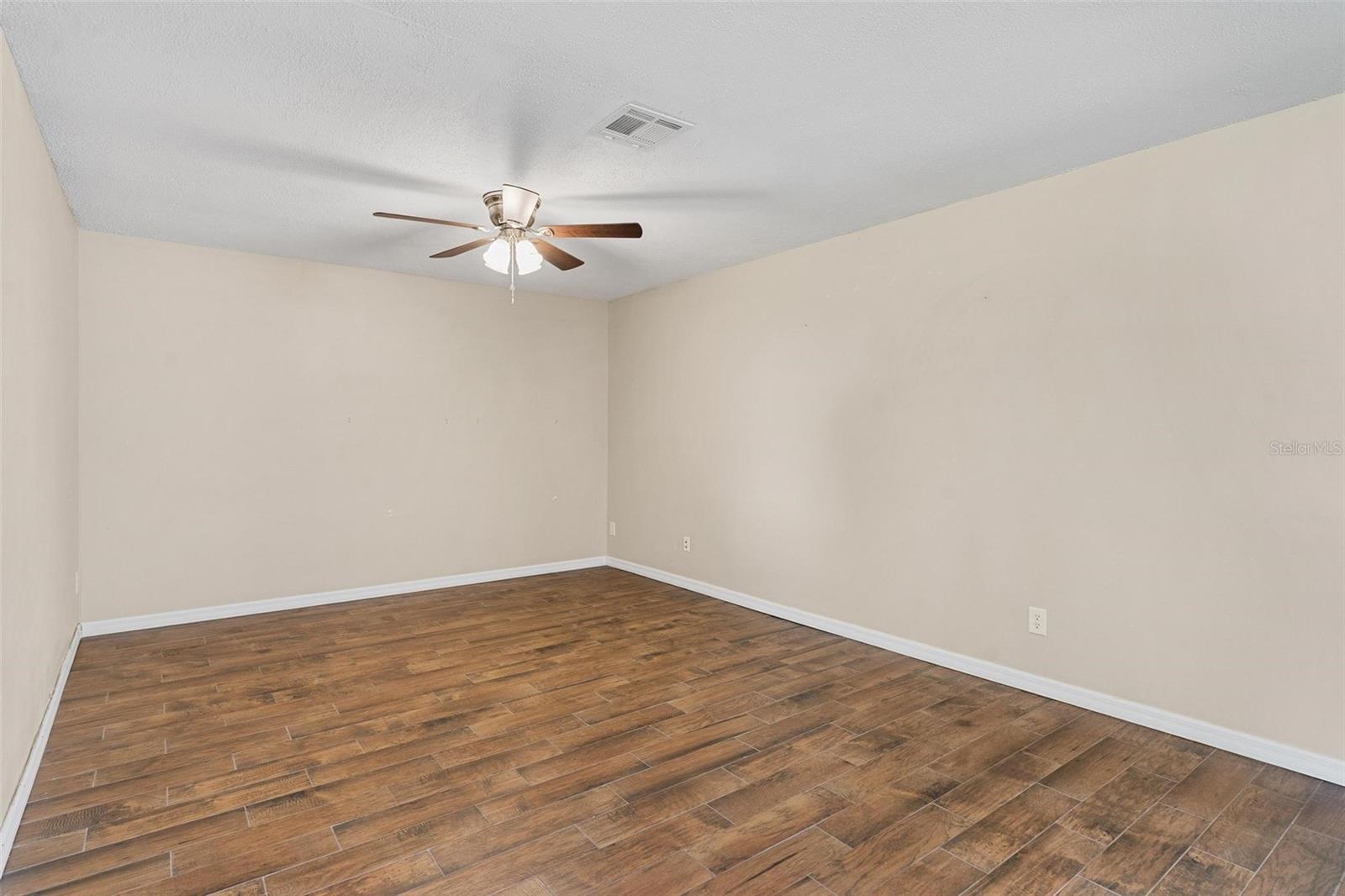 CENTURY ESTATES SUB - Residential