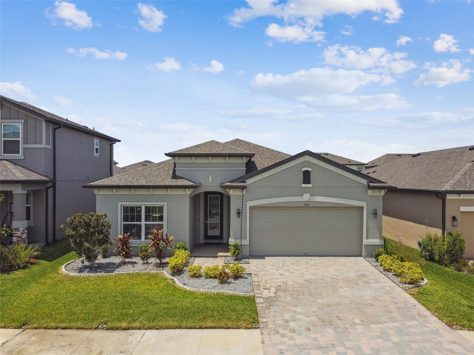 9316 CRESCENT RAY DRIVE