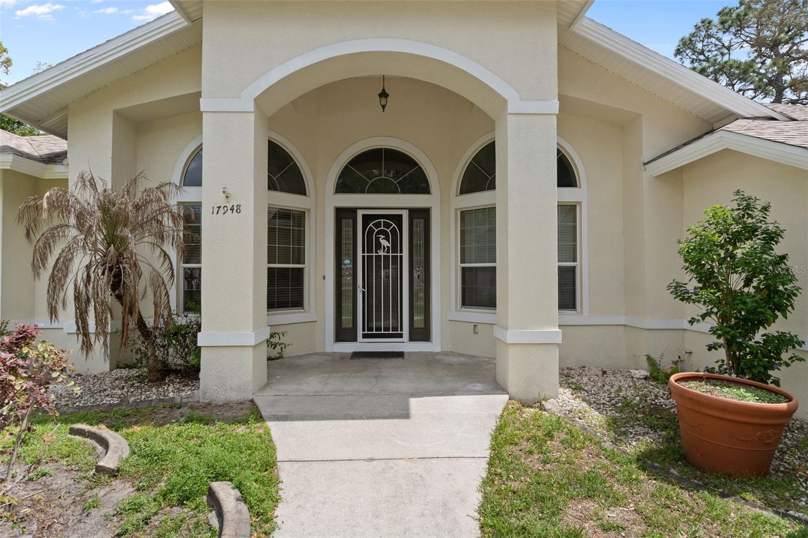 LEISURE HILLS - Residential