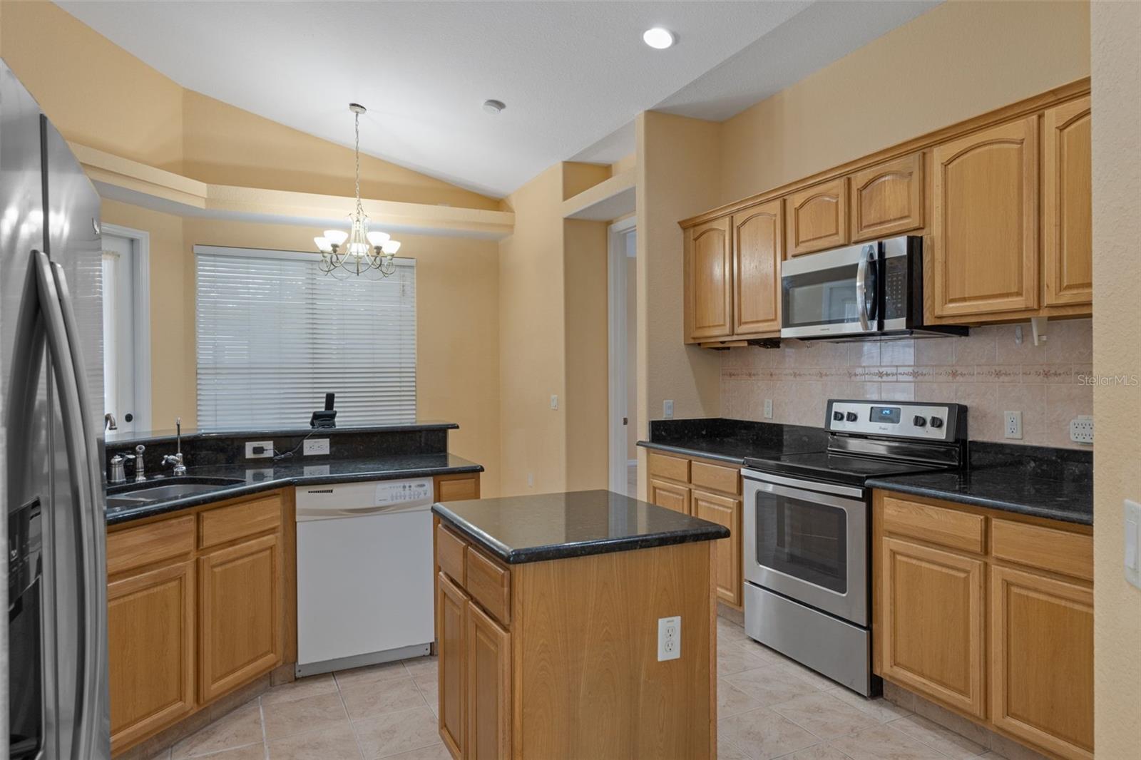 LEISURE HILLS - Residential