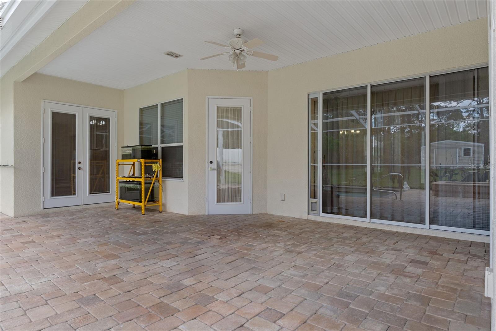 LEISURE HILLS - Residential