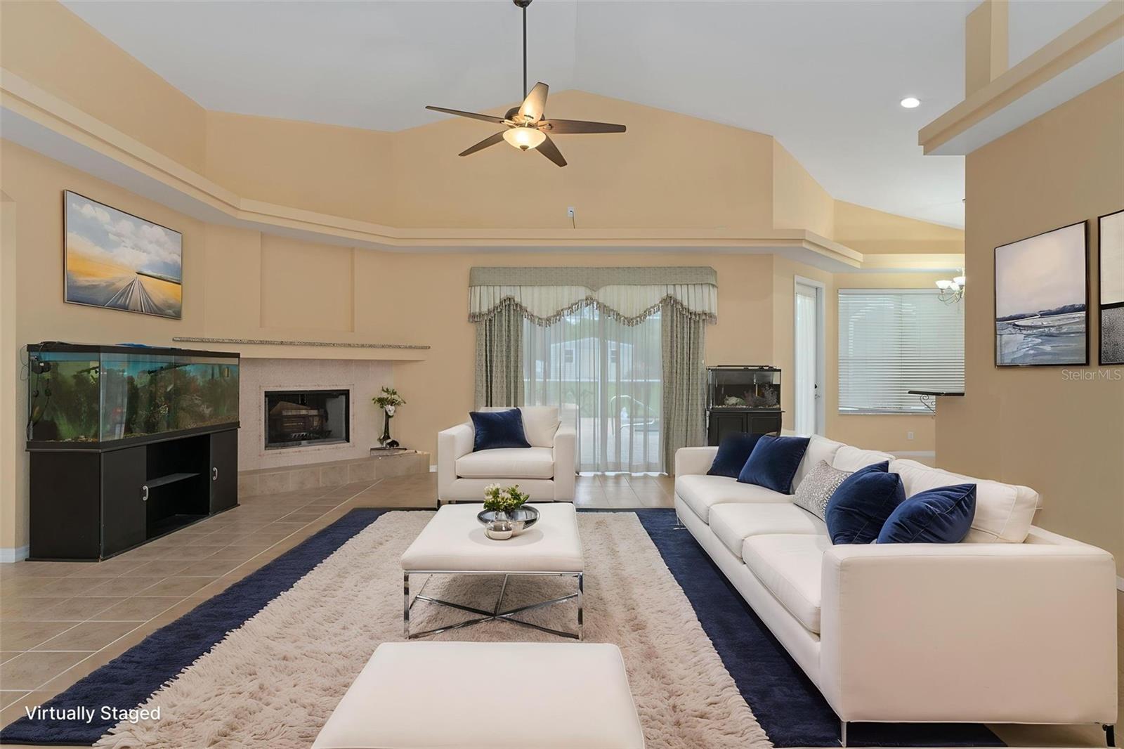 LEISURE HILLS - Residential