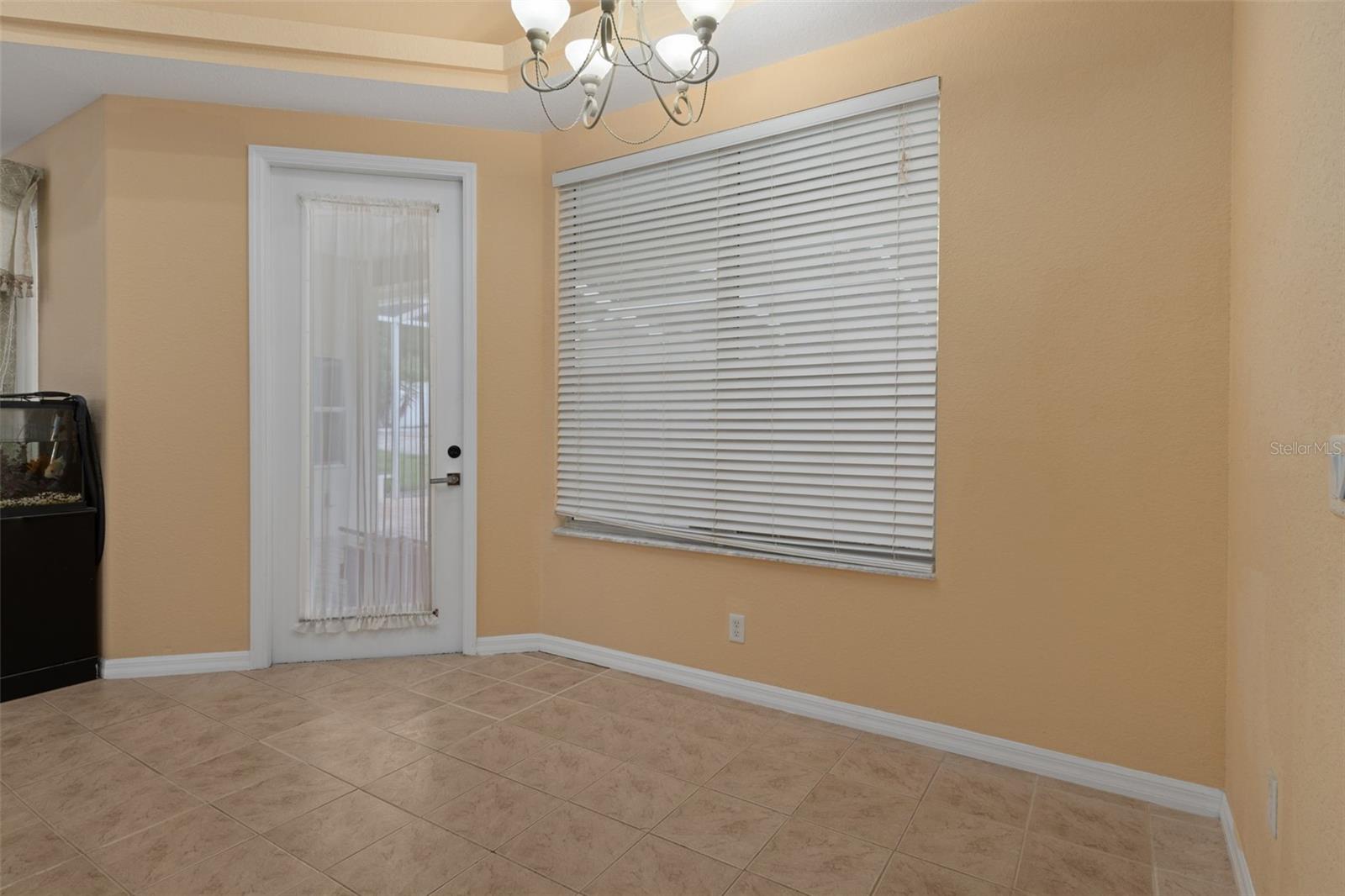 LEISURE HILLS - Residential