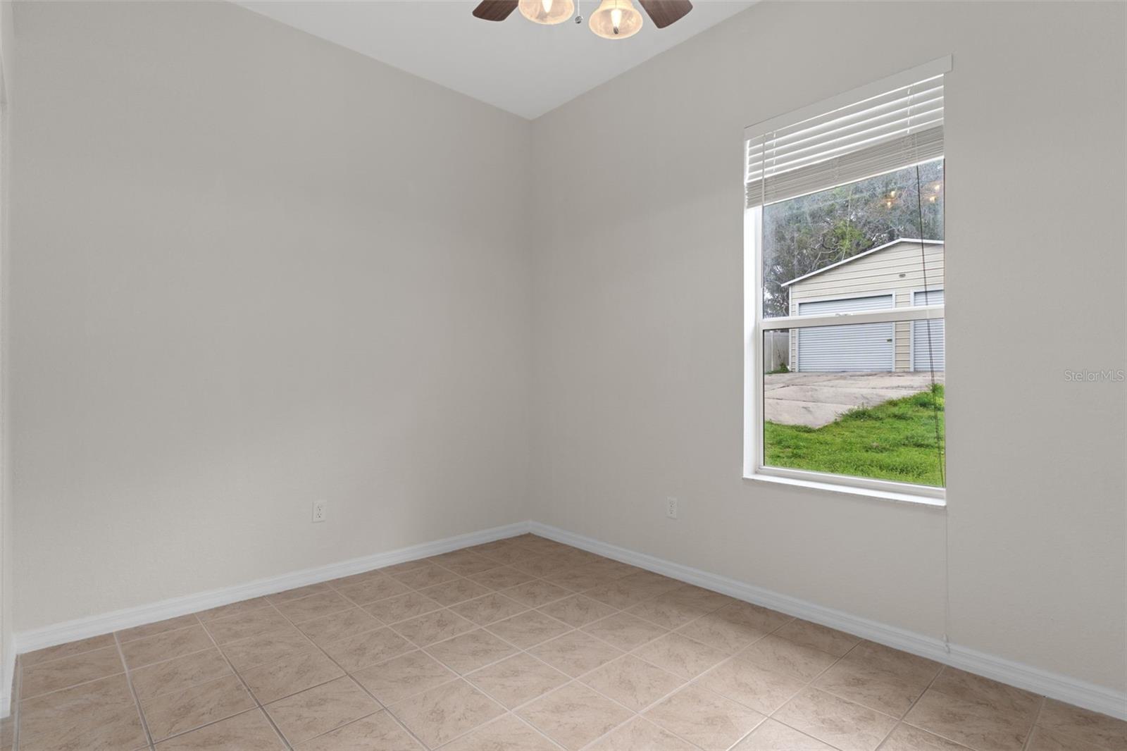 LEISURE HILLS - Residential