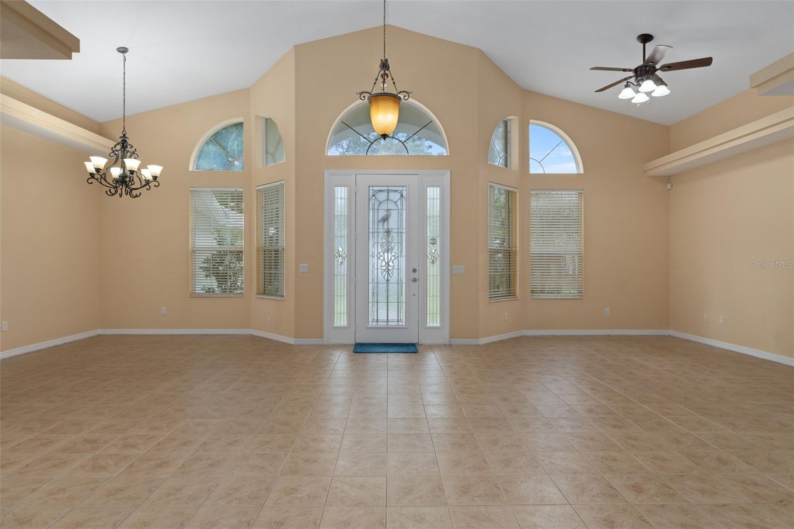 LEISURE HILLS - Residential