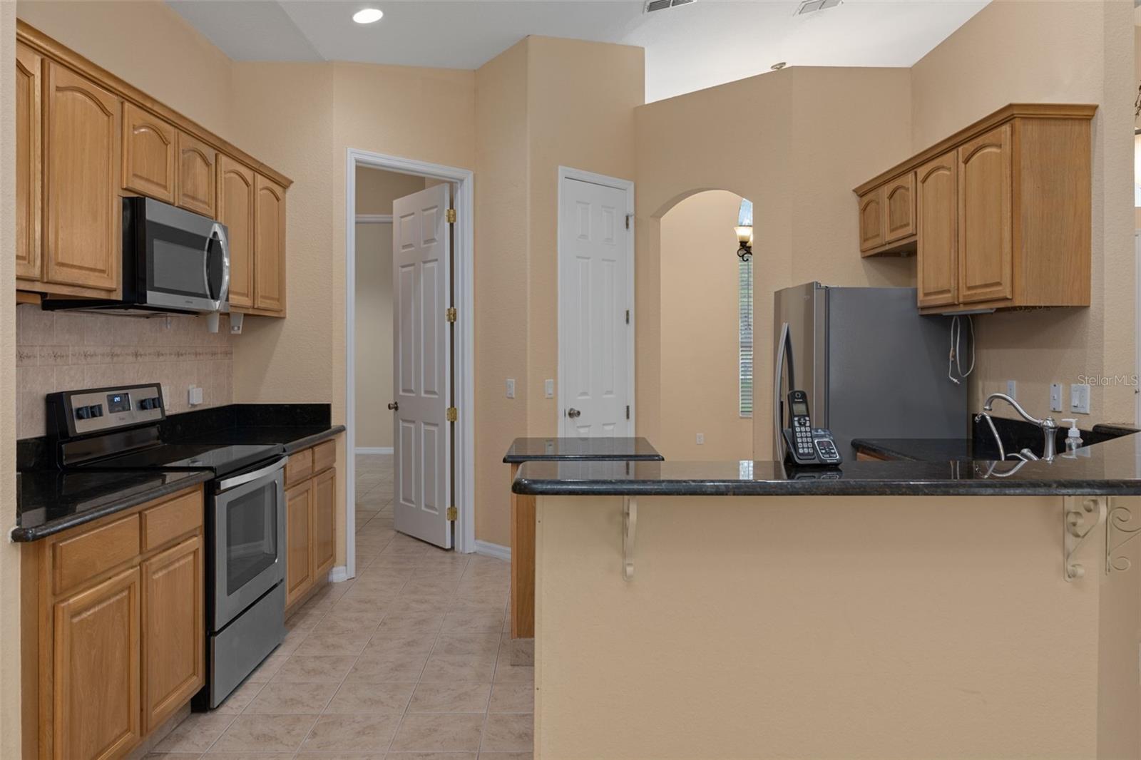 LEISURE HILLS - Residential