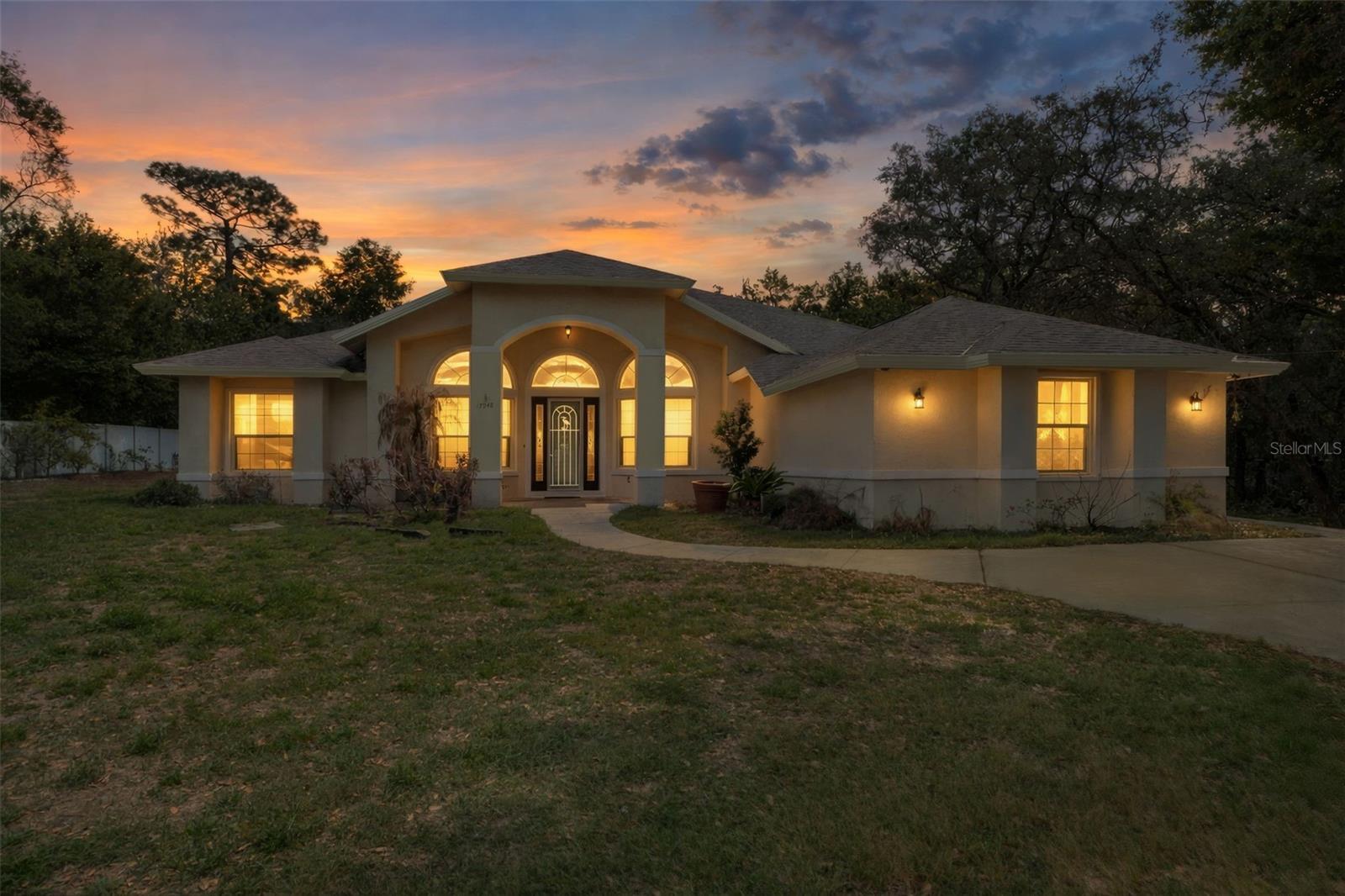 LEISURE HILLS - Residential