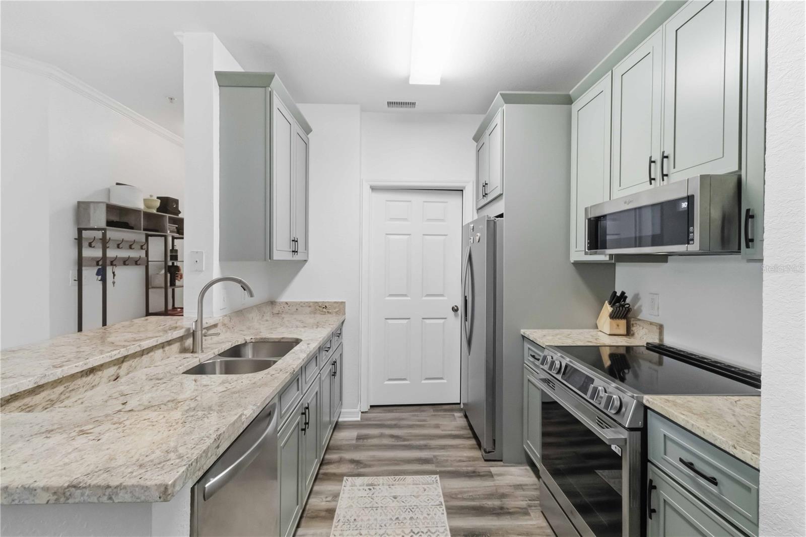 COURTNEY PALMS CONDO - Residential