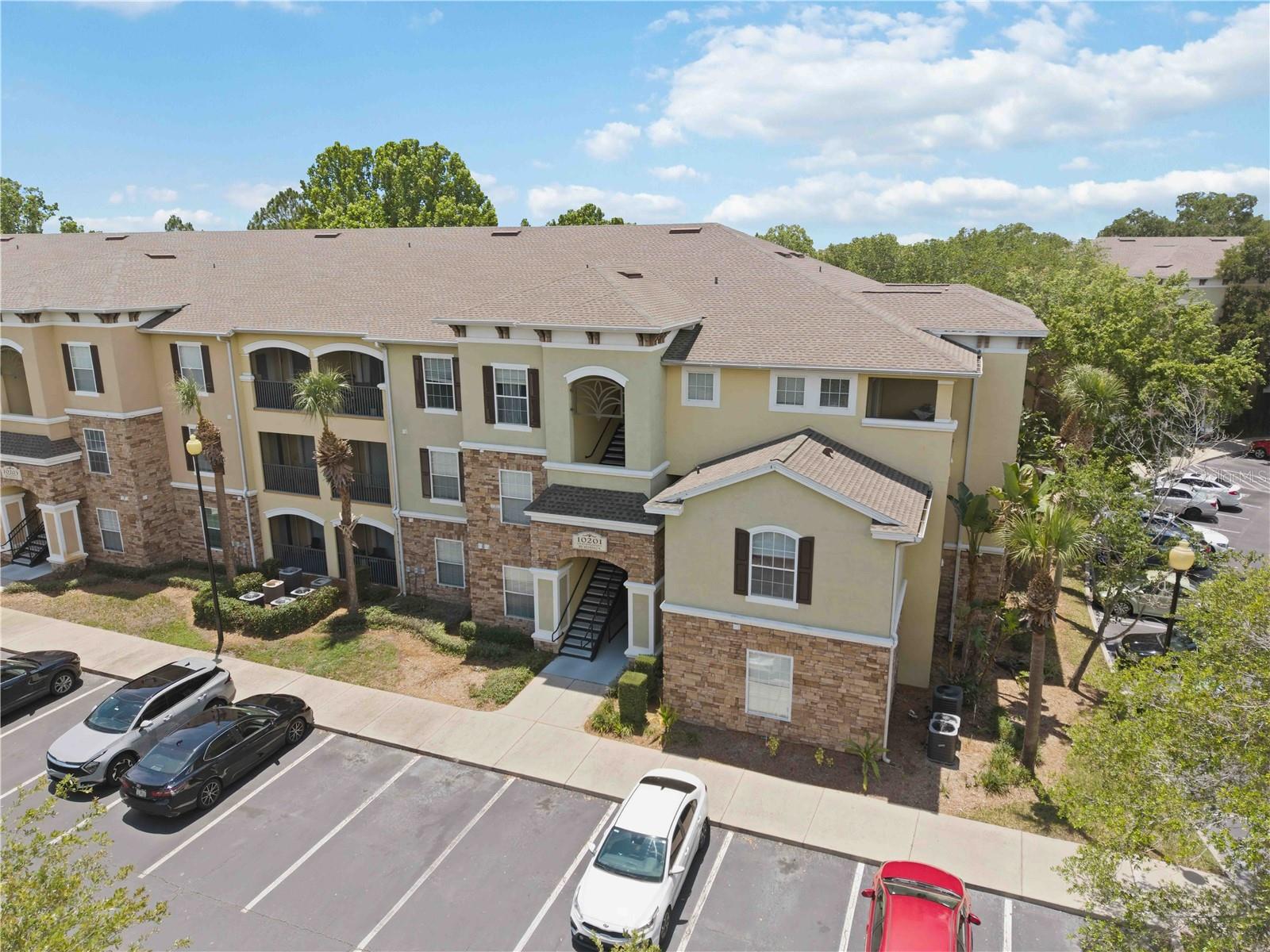 COURTNEY PALMS CONDO - Residential