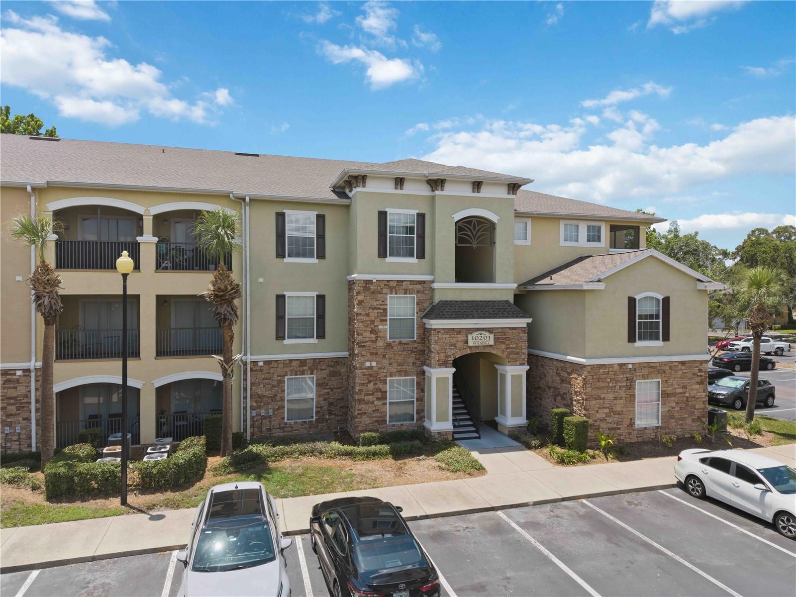 COURTNEY PALMS CONDO - Residential
