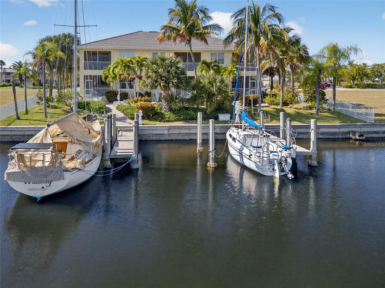 SAVANNA BAY CONDO - Residential