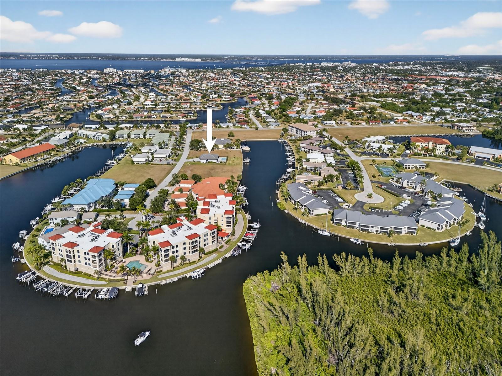 SAVANNA BAY CONDO - Residential