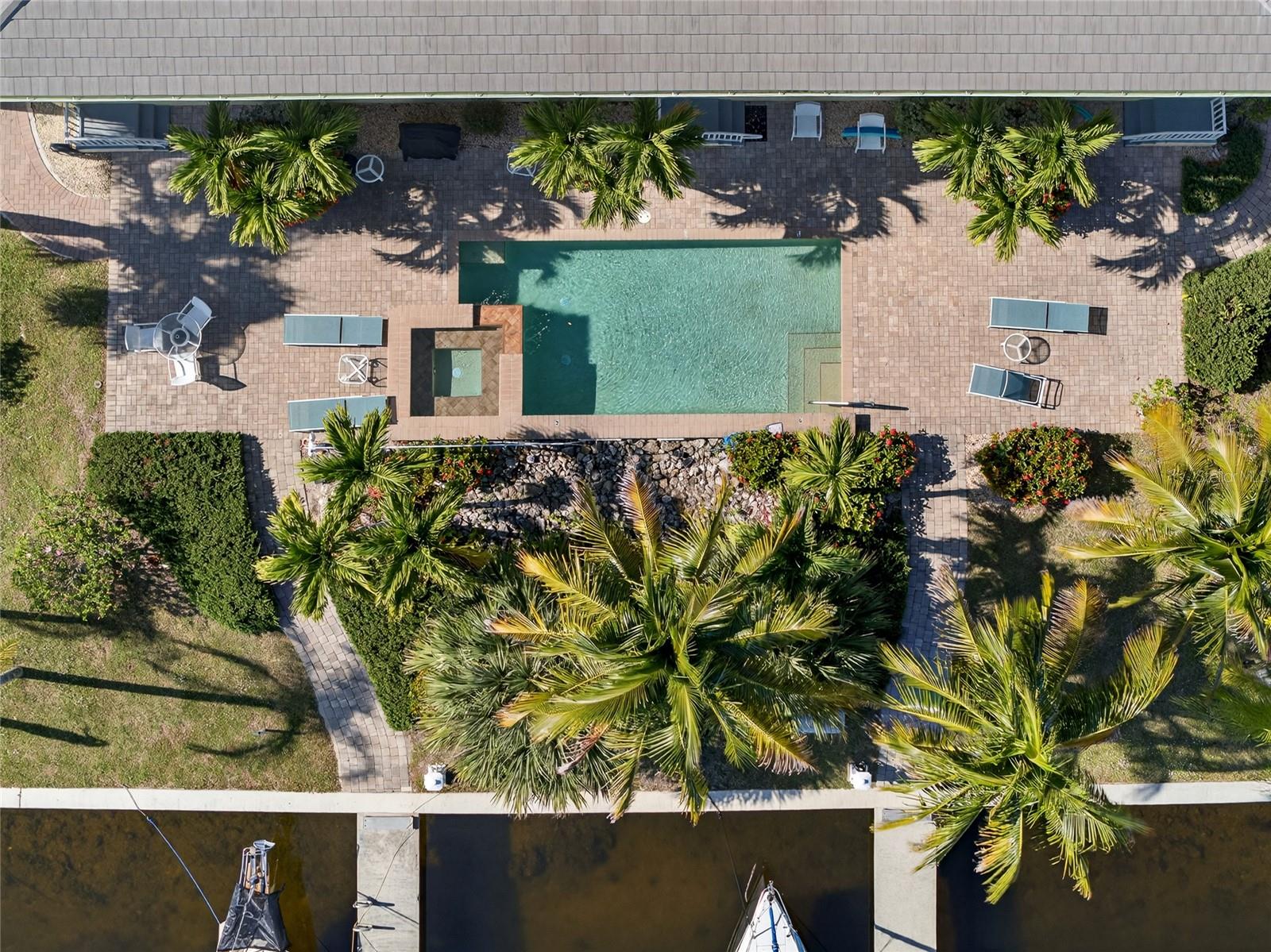 SAVANNA BAY CONDO - Residential