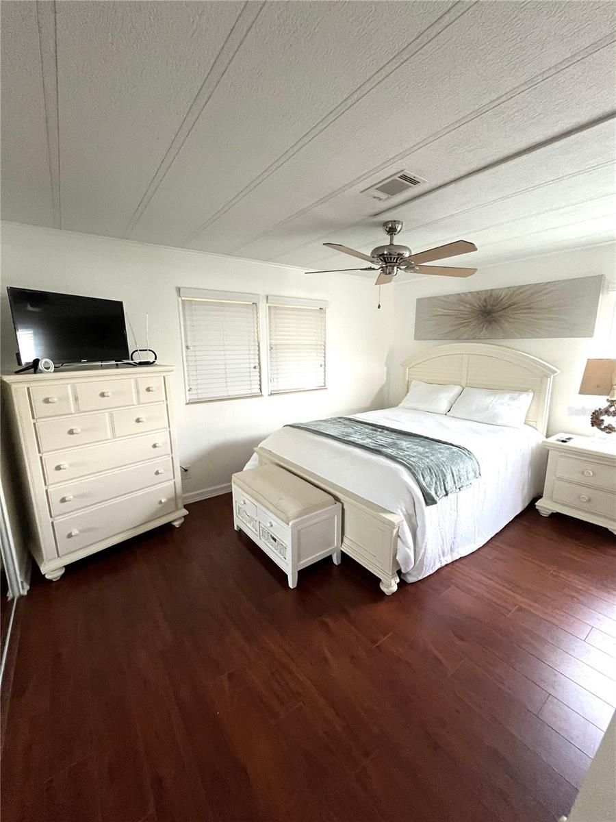 HARBOR ISLES II - Residential