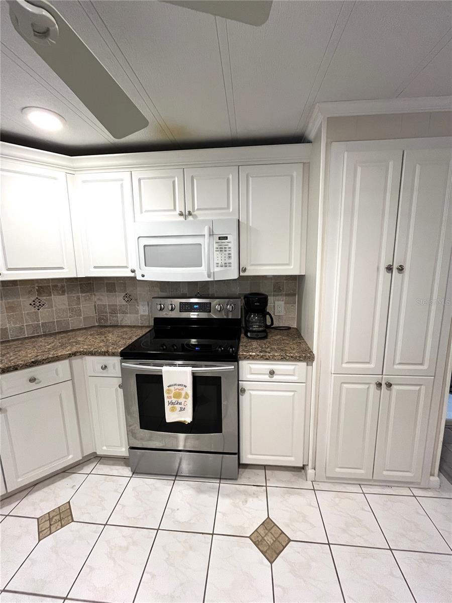 HARBOR ISLES II - Residential