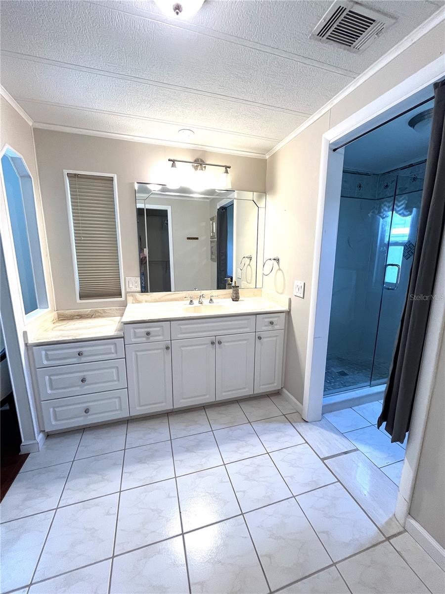 HARBOR ISLES II - Residential