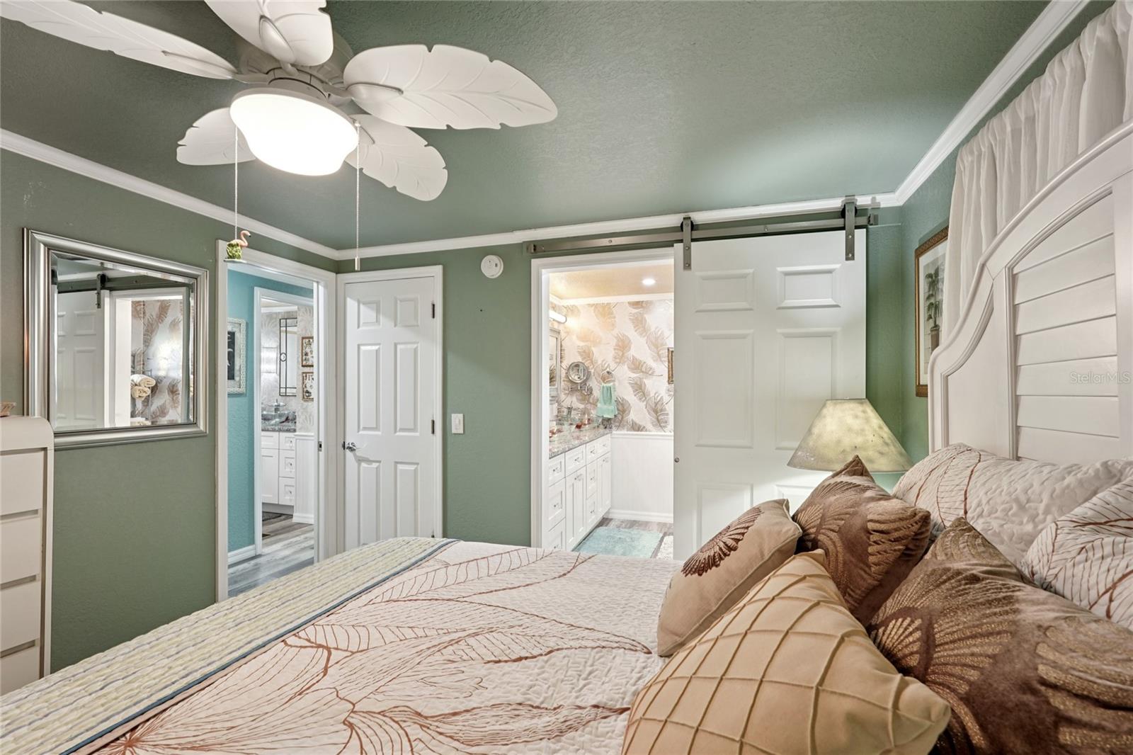 VENICE ISLE - Residential