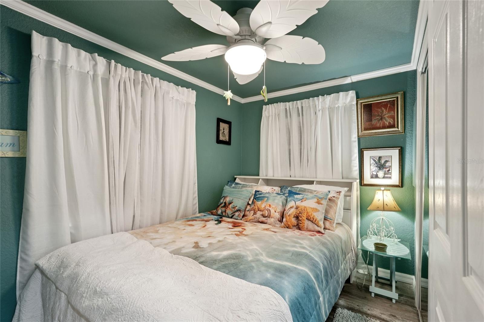 VENICE ISLE - Residential