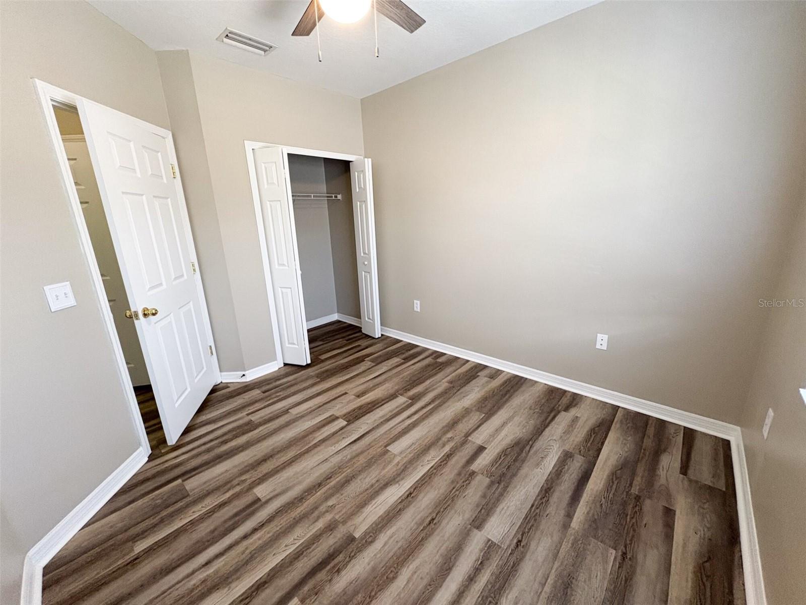 VILLAGES OF BLOOMINGDALE CONDO - Residential Lease