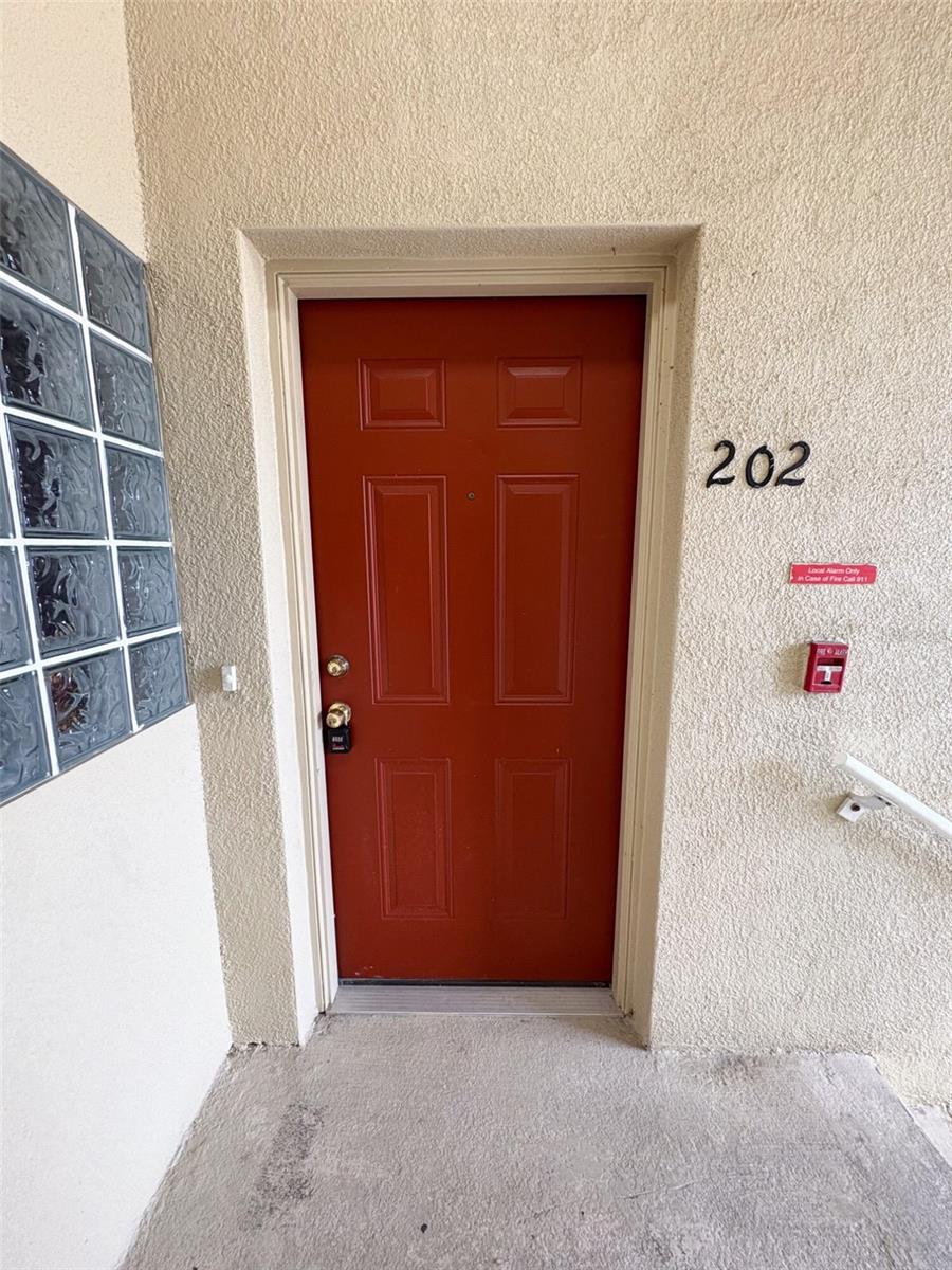 VILLAGES OF BLOOMINGDALE CONDO - Residential Lease