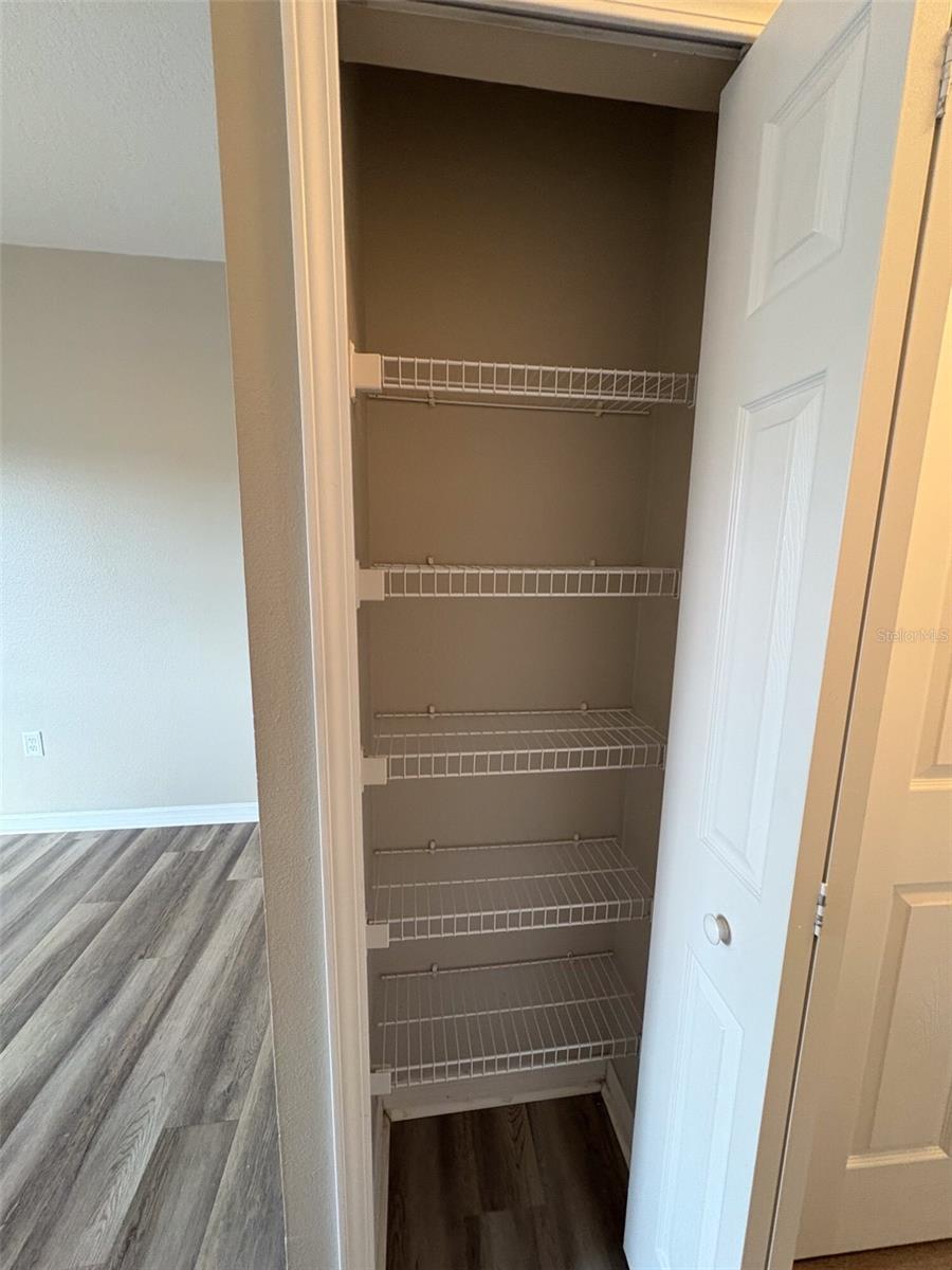 VILLAGES OF BLOOMINGDALE CONDO - Residential Lease