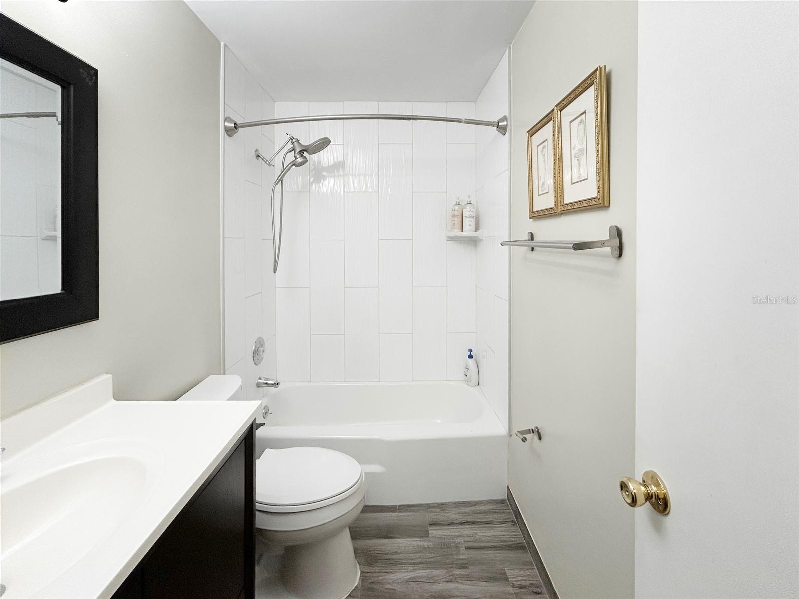LAKE HOWELL ARMS CONDO - Residential