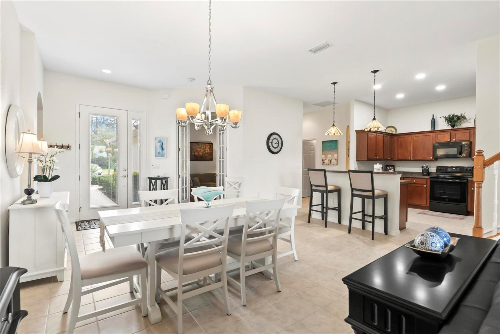 1320 HANSBERRY LANE