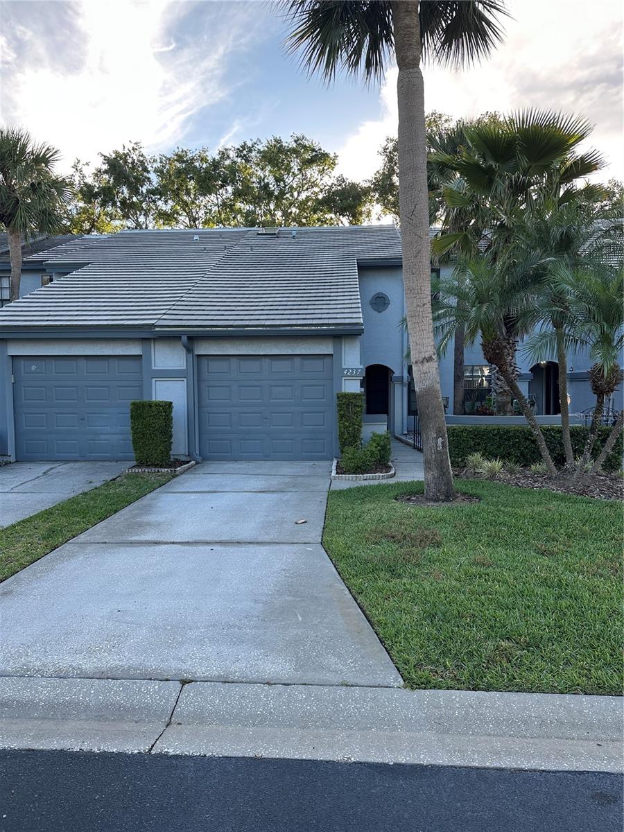 Modern Northdale Townhome | $40K+ in Upgrades | Low HOA | No CDD
Welcome to 4237 Brentwood Park Circle—a beautifully upgraded 2-bedroom, 2.5-bath townhome located in a quiet, low-maintenance Northdale community. With over $40,000 in recent improvements, this home combines modern finishes with timeless comfort.
Step into a light-filled open floor plan featuring a quartz kitchen with stainless steel appliances, remodeled bathrooms (2023), and smart-home upgrades. Upstairs, enjoy dual private bedroom suites—perfect for guests, roommates, or work-from-home flexibility.
Major upgrades include:
New Roof (2023)
Hurricane-Rated Windows (2024)
Quartz Countertops + Renovated Kitchen & Baths (2023)
New Water Heater, Washer & Dryer (2023)
Smart Thermostat & Modern Lighting
Enjoy peaceful mornings on your private patio and the lock-and-leave convenience of townhome living—ideal for snowbirds, first-time buyers, or anyone ready to simplify without settling.
Prime location in a no flood zone, close to shopping, dining, golf courses, parks, and major highways.
Low HOA fees: $226/month | No CDD fees
Pet-friendly community
1-Year Home Warranty Included
Homes in this community with this level of updates rarely hit the market. Don’t wait—schedule your private showing today!