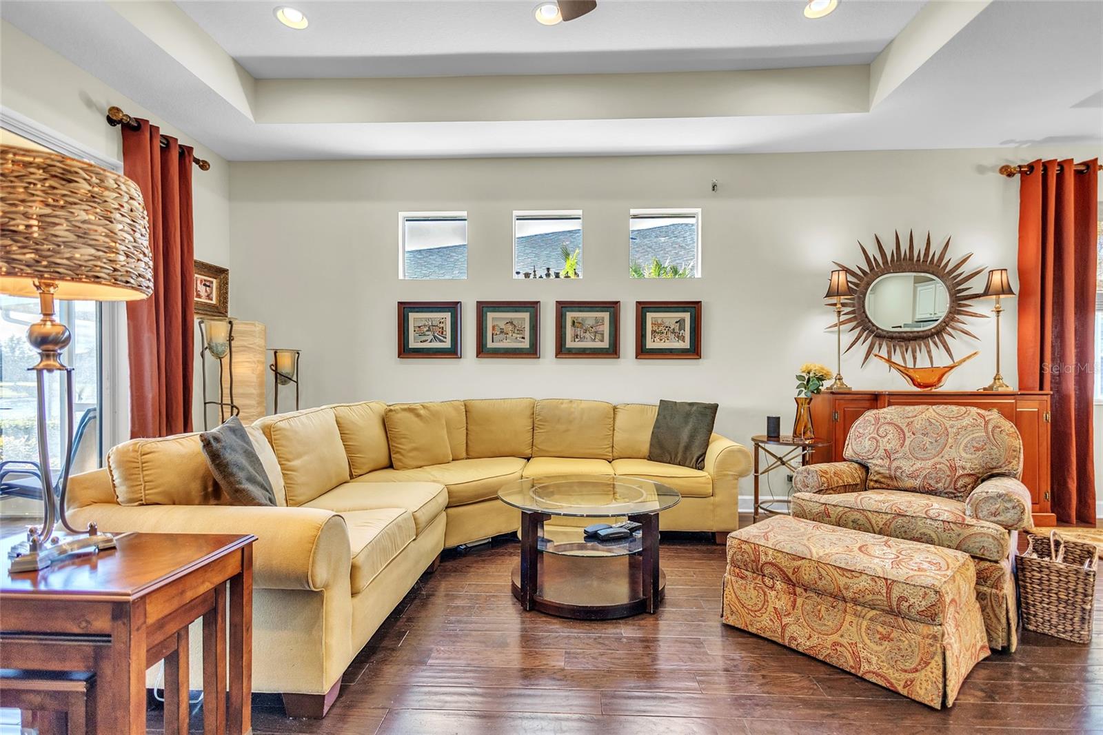 SUN CITY CENTER UN 274 & 275 - Residential