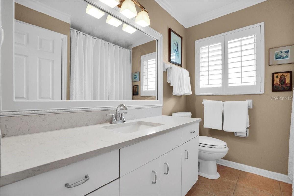 LAUREL VILLA - Residential