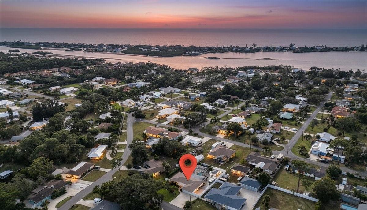 LAUREL VILLA - Residential