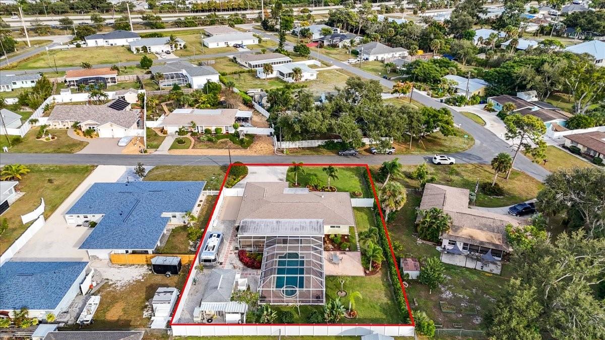 LAUREL VILLA - Residential