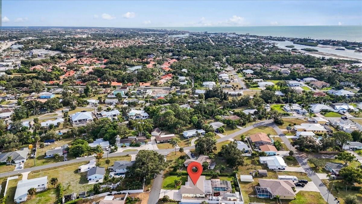 LAUREL VILLA - Residential