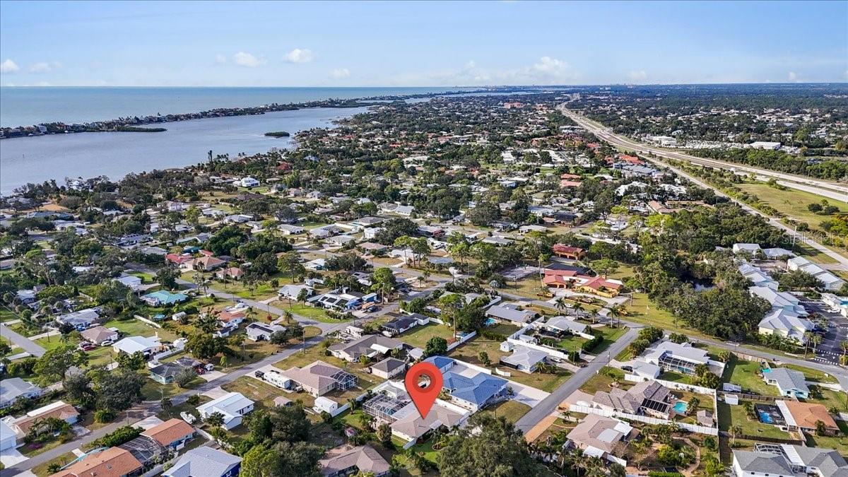 LAUREL VILLA - Residential