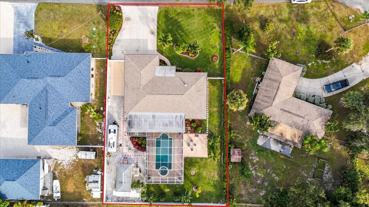 LAUREL VILLA - Residential