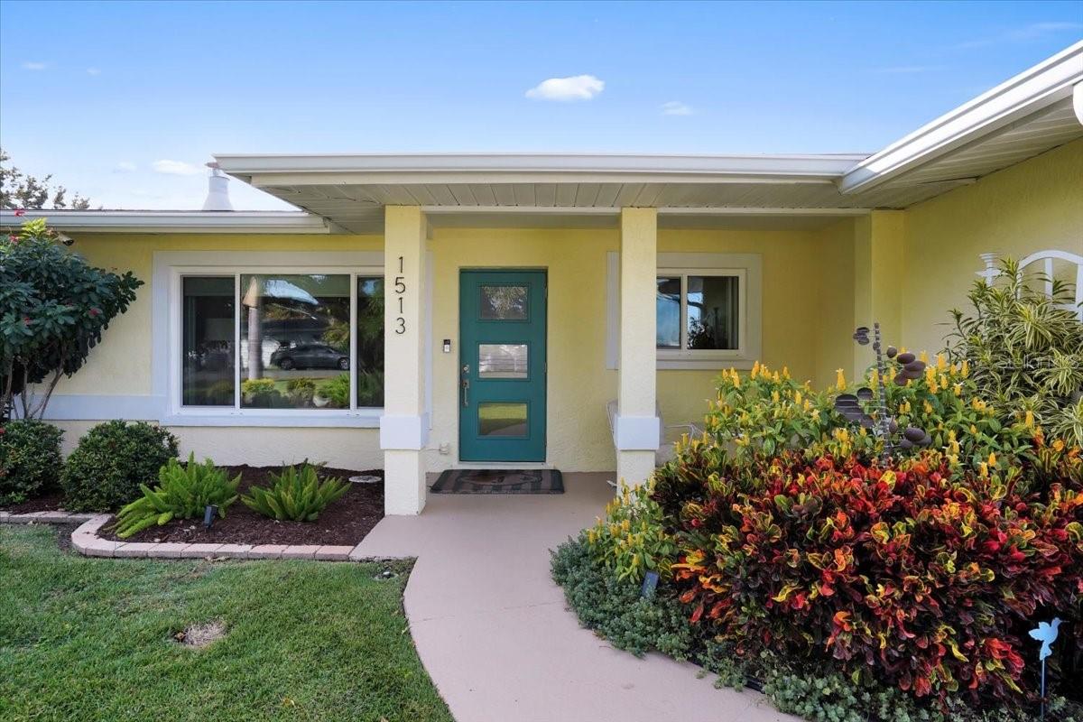 LAUREL VILLA - Residential