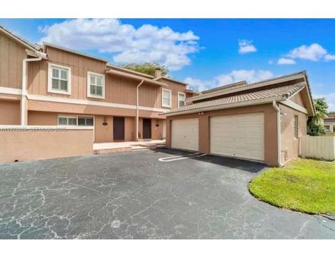 Photo of 4341 Coral Springs Drive #1G, Coral Springs, FL 33065 (MLS # O6369761)