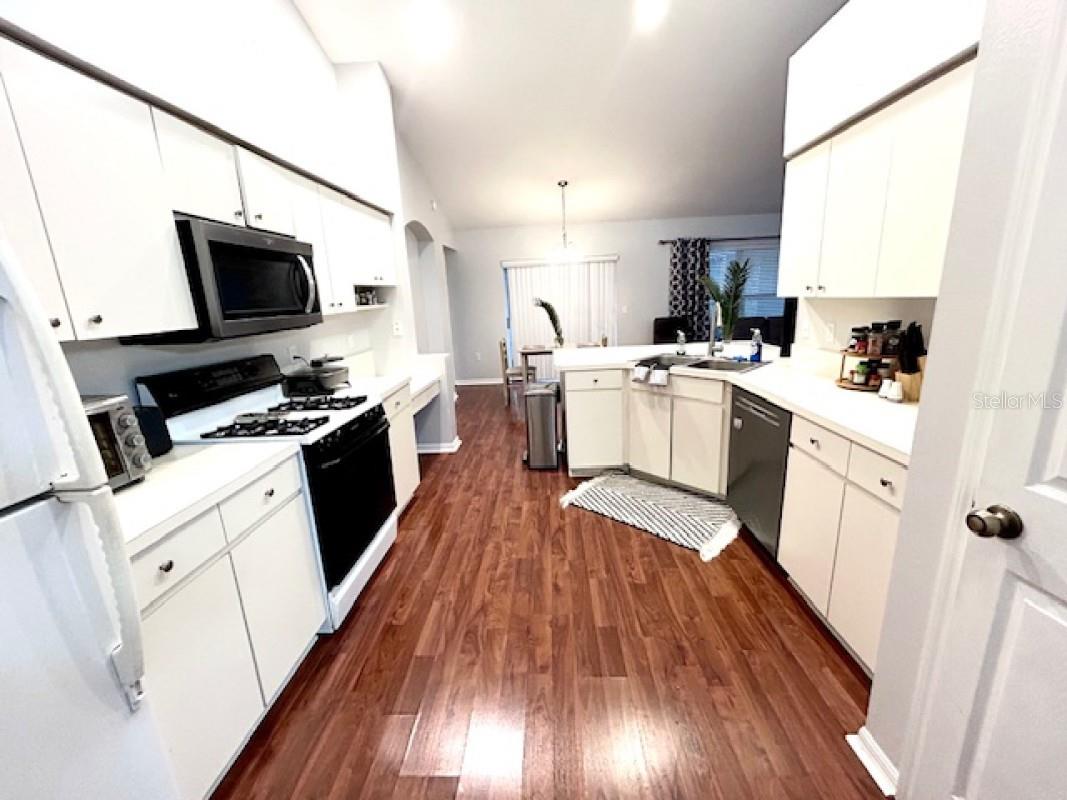 ARDMORE GARDENS - Residential
