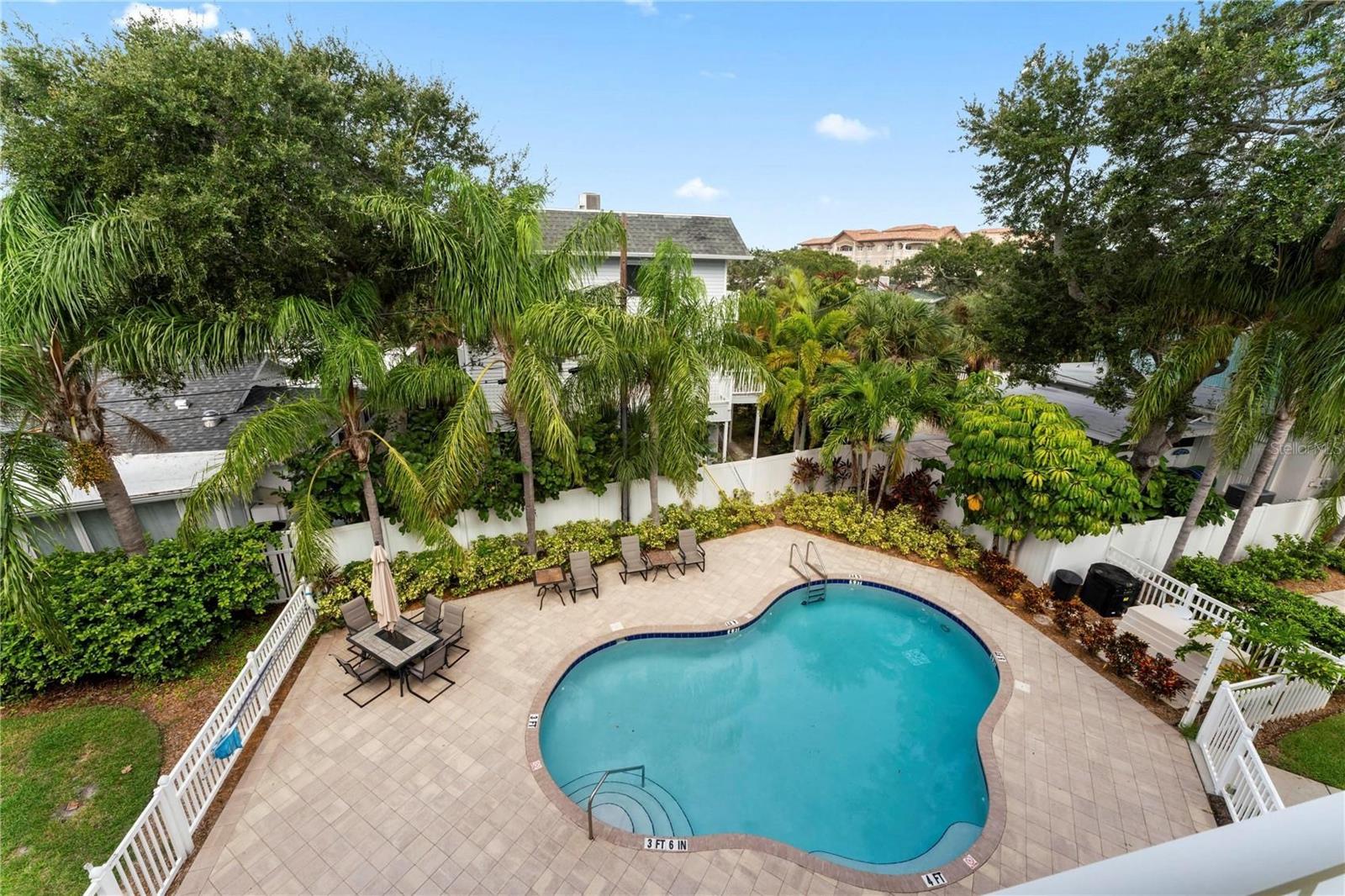 BEACH PARADISE LANDINGS CONDO - Residential