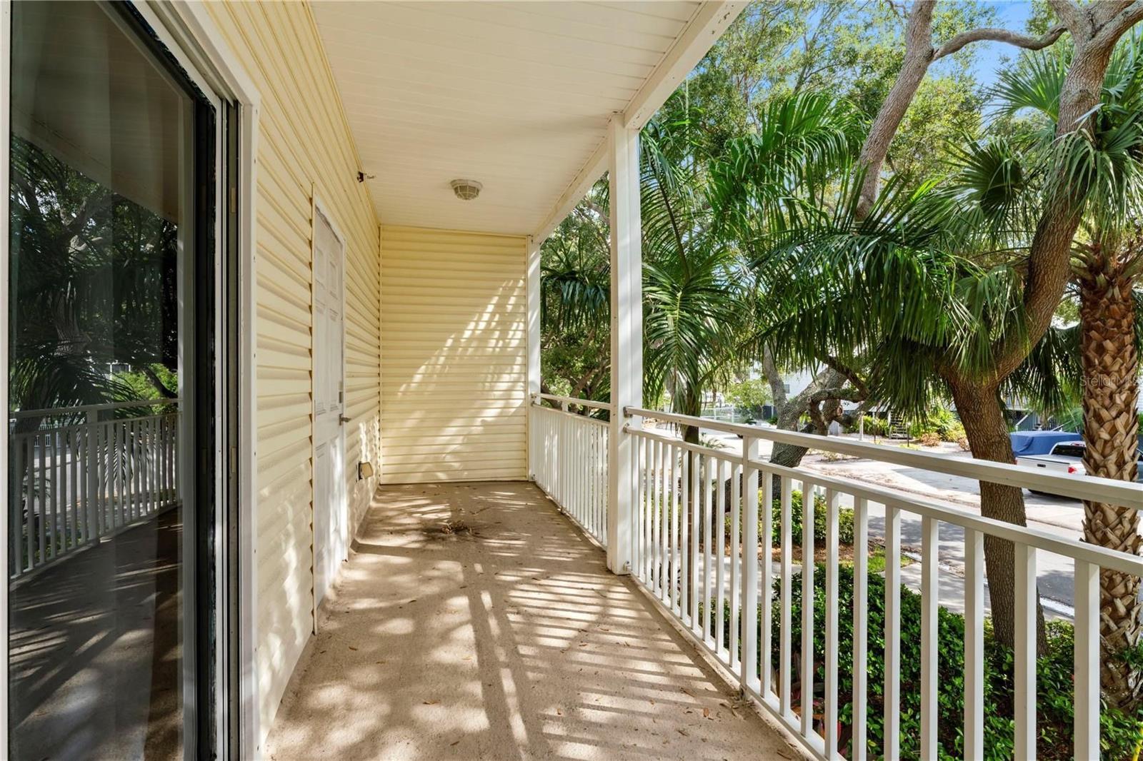 BEACH PARADISE LANDINGS CONDO - Residential