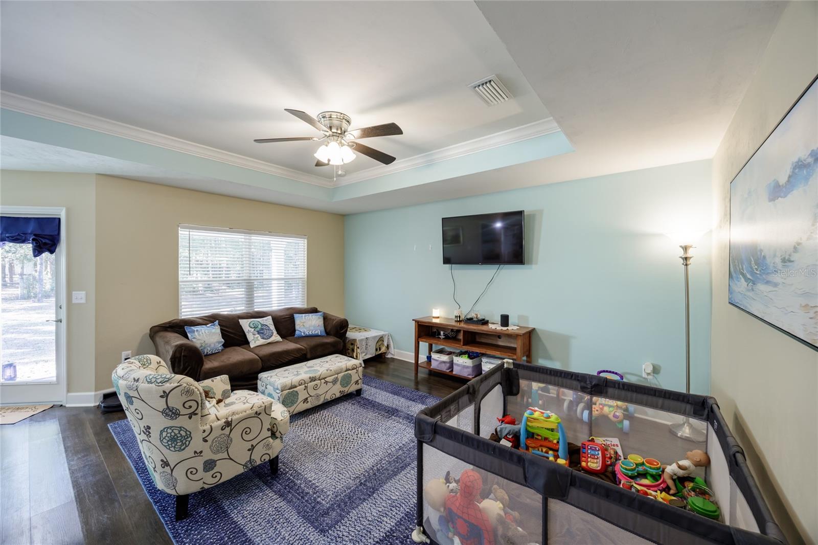 MEADOWS/BEAUTIFUL BRONSON - Residential