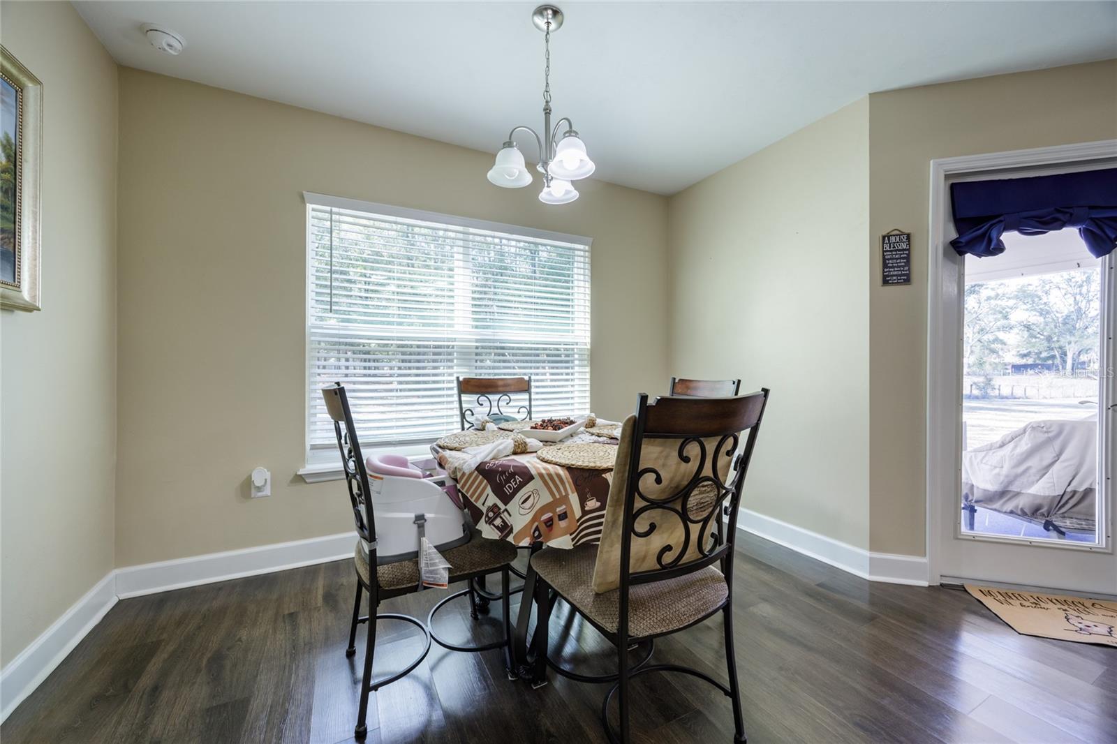 MEADOWS/BEAUTIFUL BRONSON - Residential