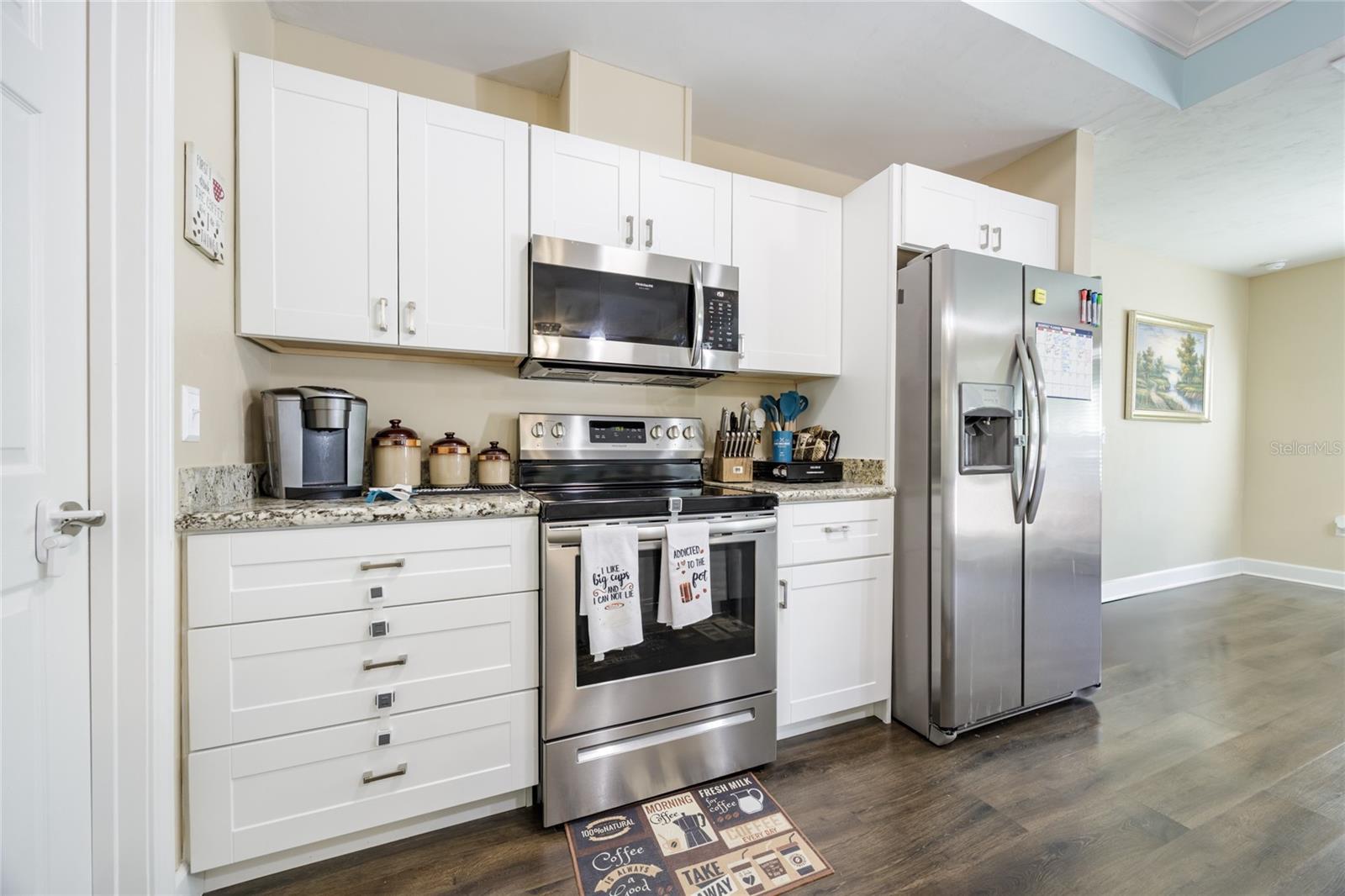 MEADOWS/BEAUTIFUL BRONSON - Residential