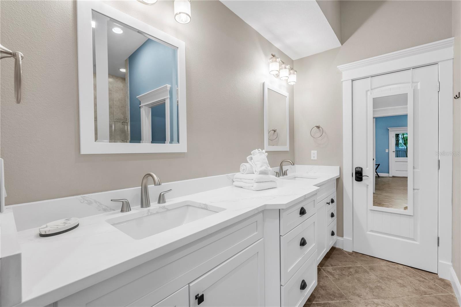 67TH COASTAL COTTAGES OR2448/1887 - Residential