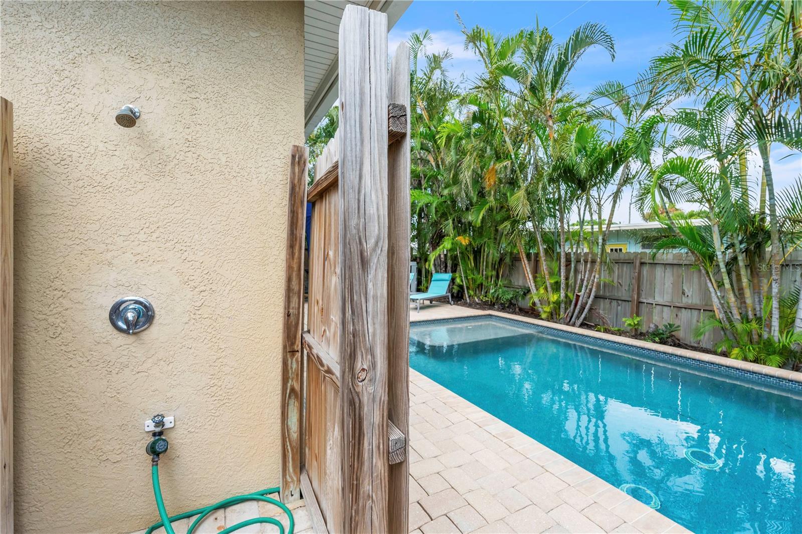 67TH COASTAL COTTAGES OR2448/1887 - Residential