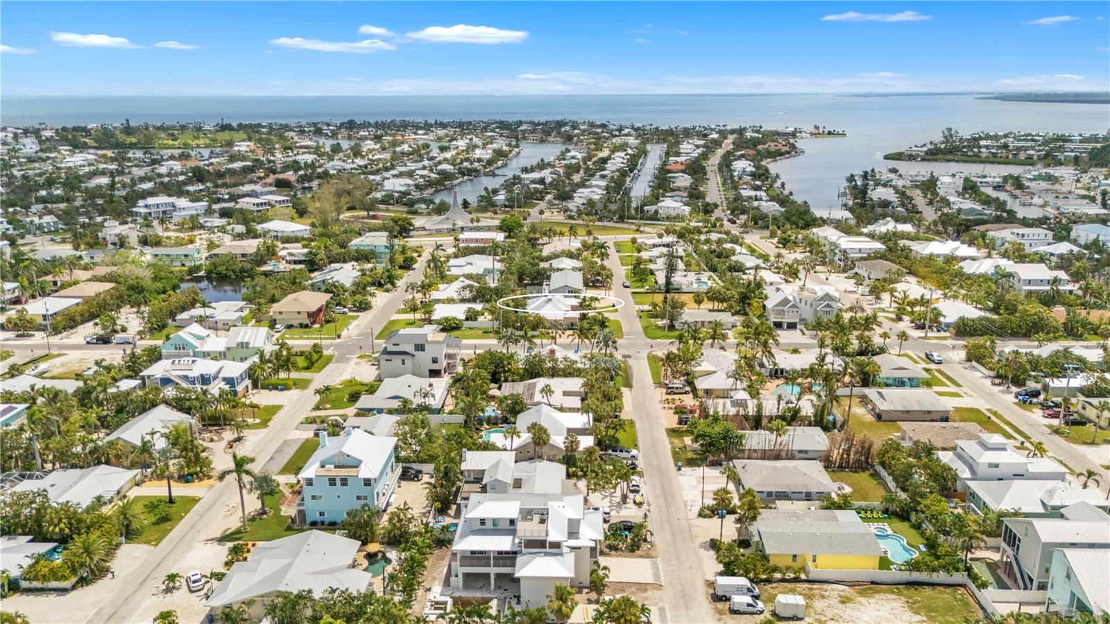 67TH COASTAL COTTAGES OR2448/1887 - Residential